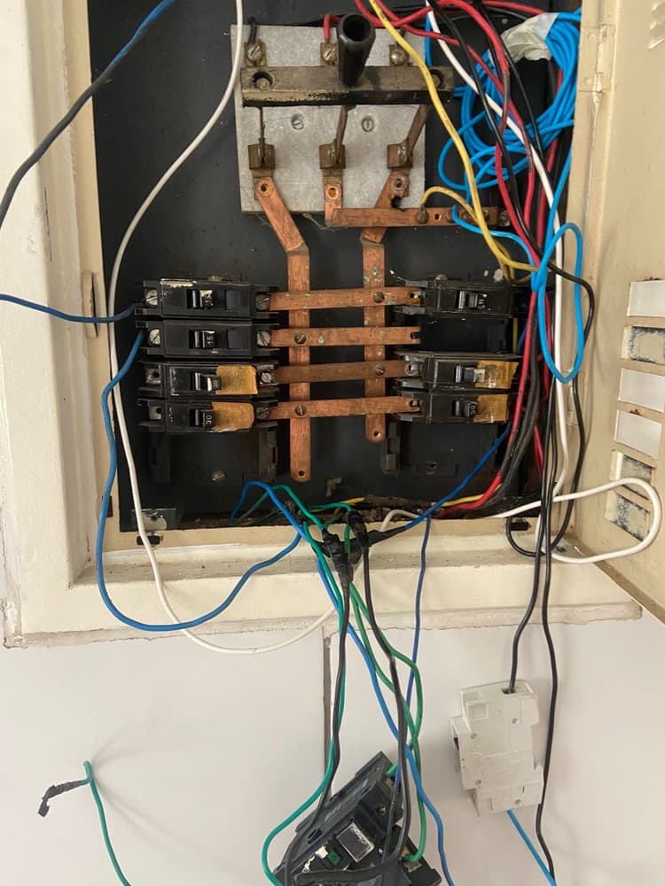 Quadro de Distribuição antes